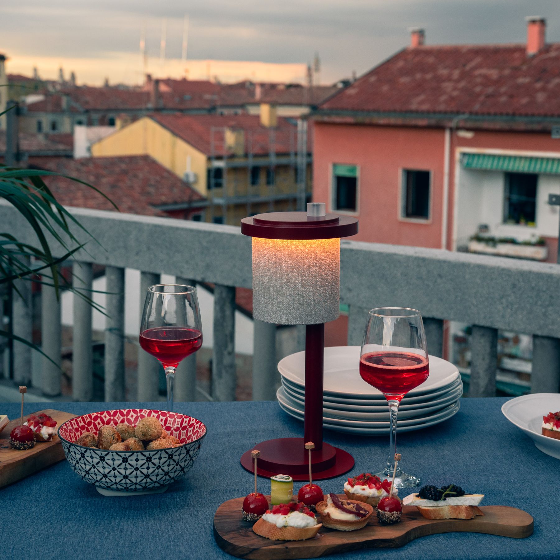 Eccentrica in terrazza
